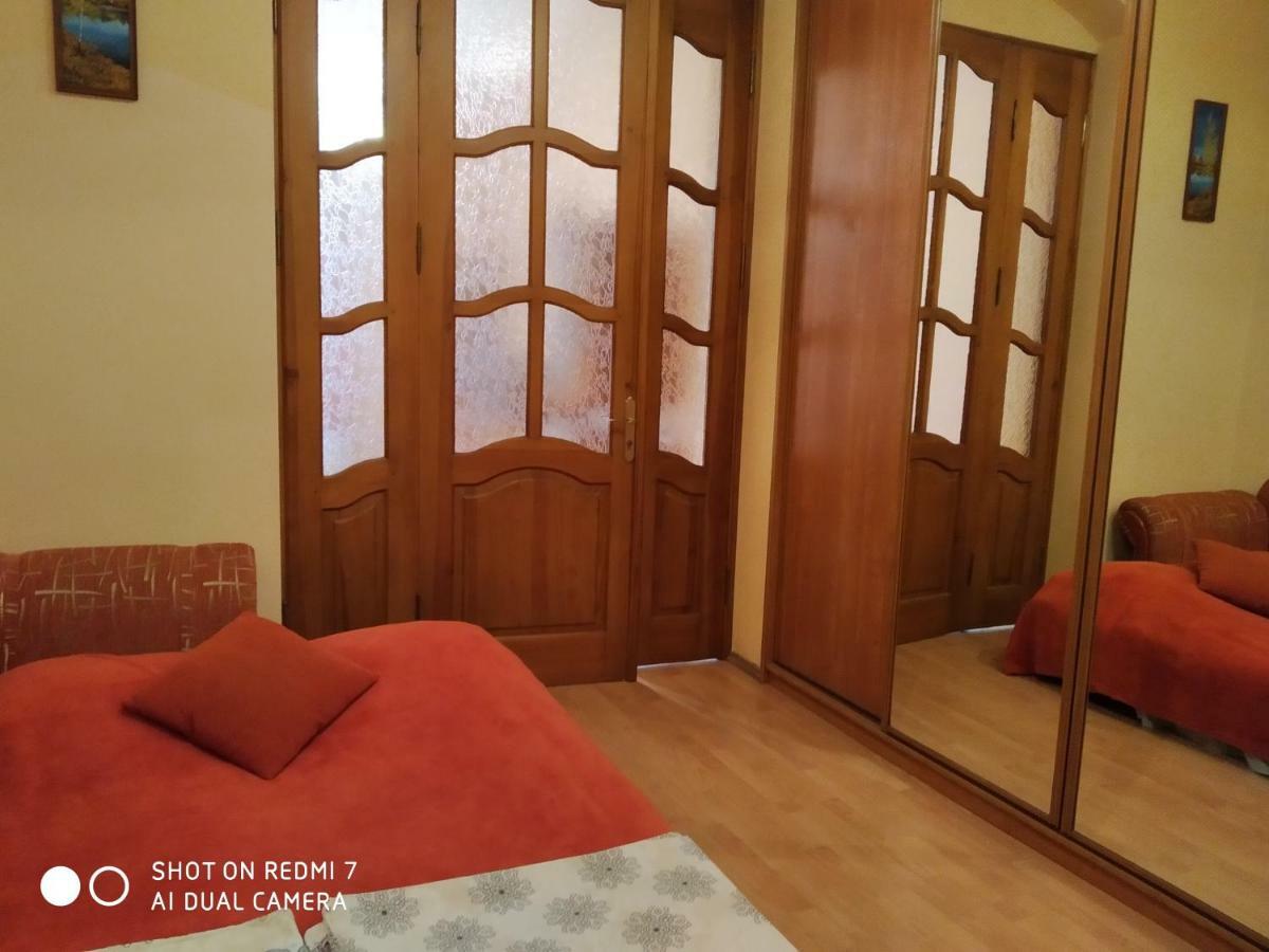 Apartment Near St. Elizabeth Church Lviv Exterior foto